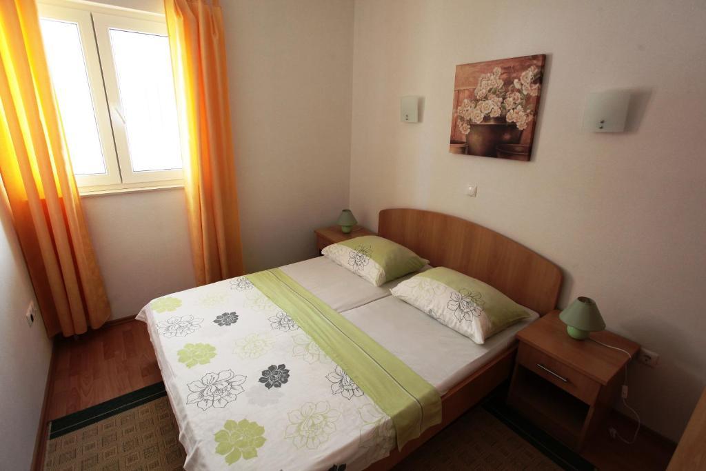 Apartments Akmadzic Makarska Buitenkant foto