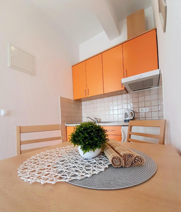 Apartments Akmadzic Makarska Buitenkant foto