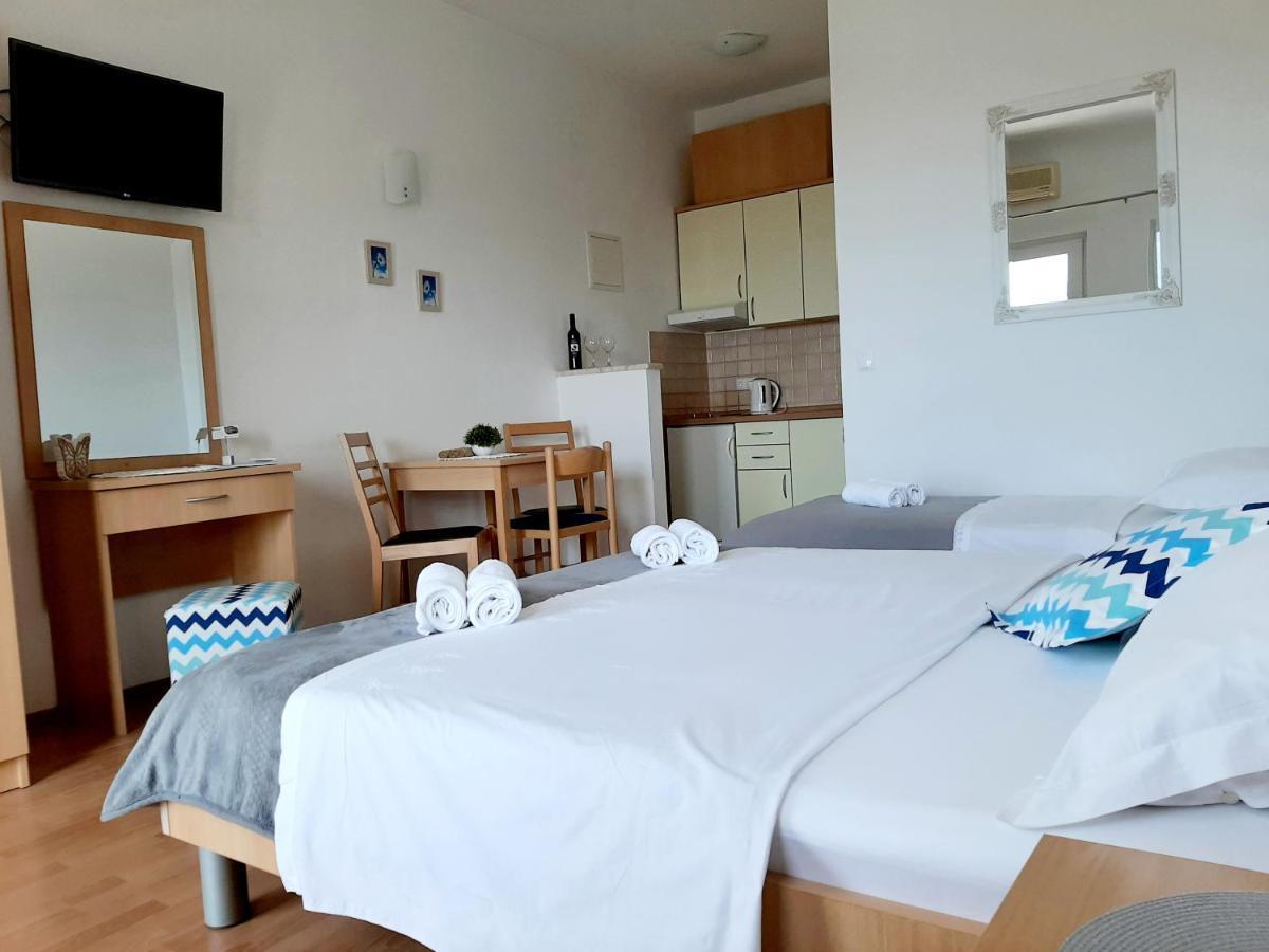 Apartments Akmadzic Makarska Buitenkant foto